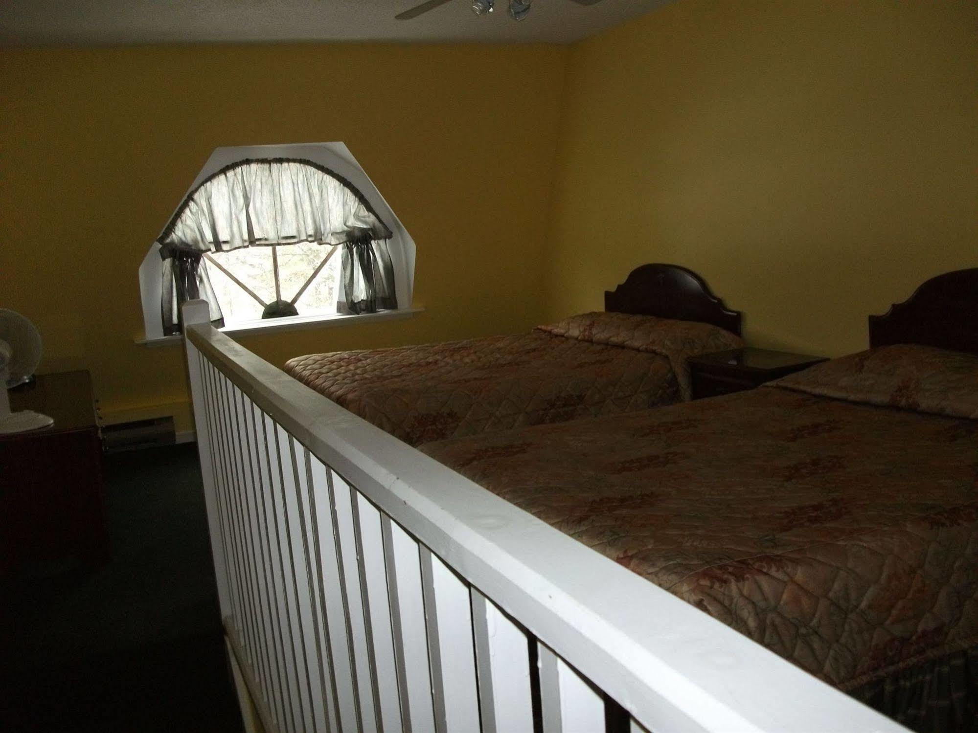 Travelodge By Wyndham Wasaga Beach Eksteriør billede