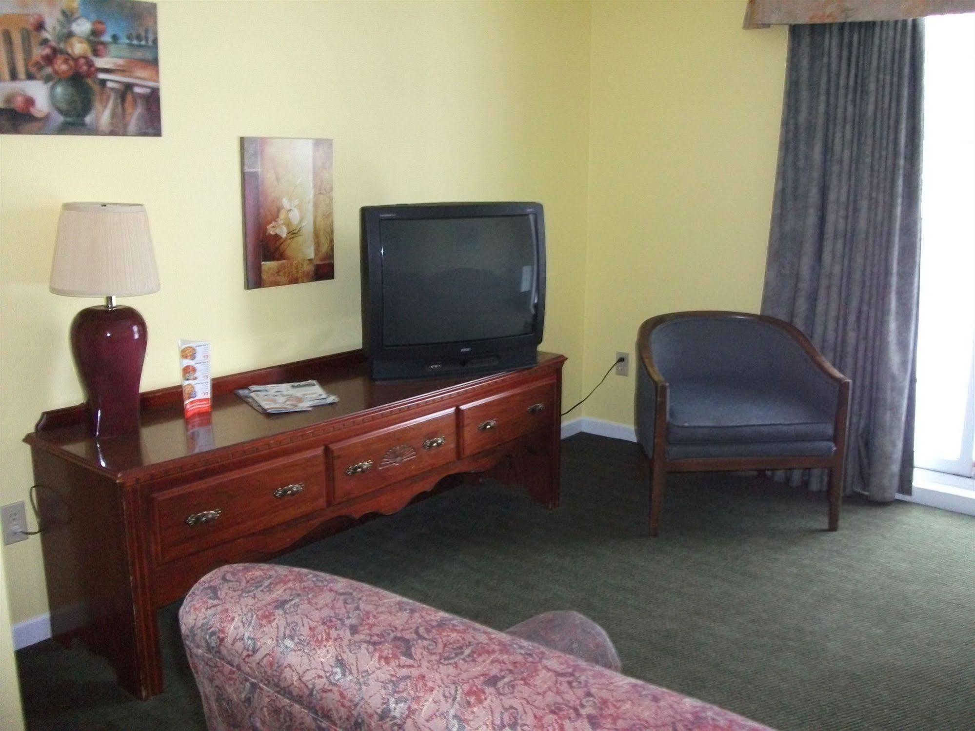 Travelodge By Wyndham Wasaga Beach Eksteriør billede